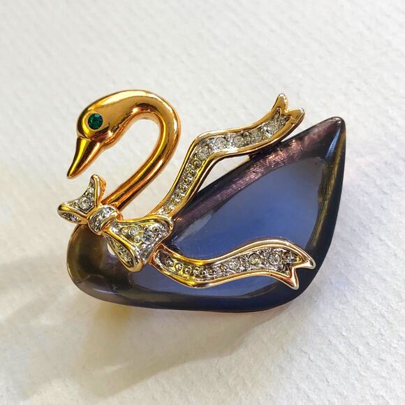 Swan Brooch With Blue Translucent Body Gold Tone Rhinestone Ribbon Vintage Retro - Picture 1 of 10